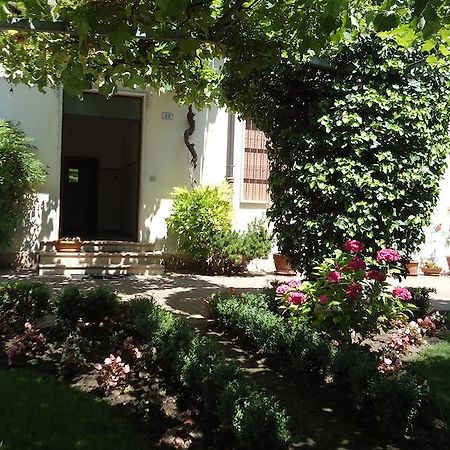 Spagna B&B Верона Екстериор снимка